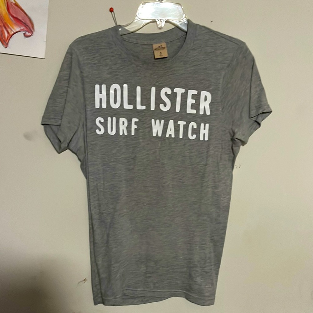 Brand: Hollister Size: Small Oldie but Goldie